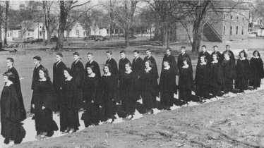 1952 Graduation showing the Washington Building